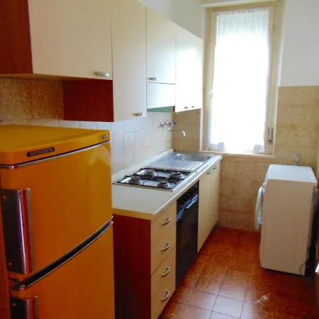 M245 - Marcelli, Trilocale Con Terrazzo E A/c